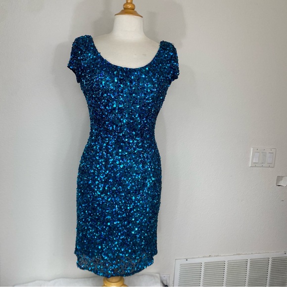 Vintage Dresses & Skirts - Vintage Women's Scala Blue Beaded Cap Sleeve Sheath Dress Size 14 Party Glam